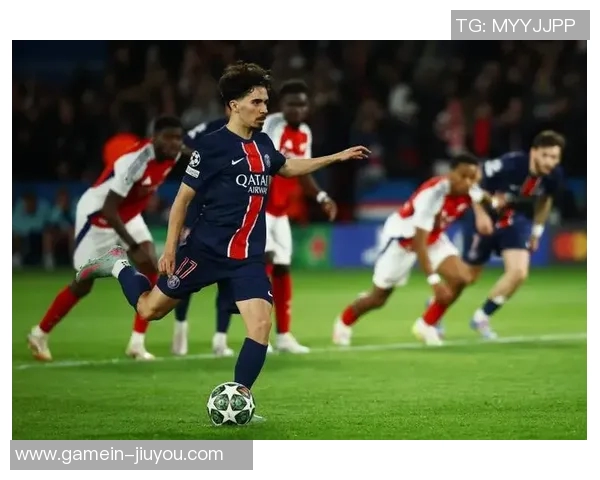 英超激战巴黎圣日耳曼与利物浦握手言和争议判罚引发热议