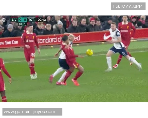 世界杯惊现冷门热刺与利物浦战成平局乌龙球瞬间引发全场轰动