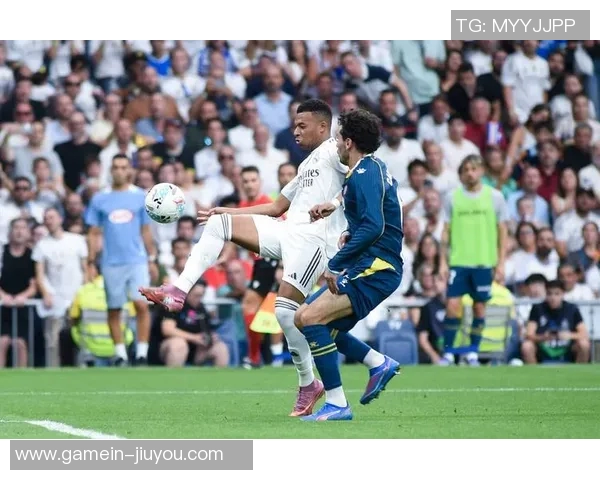 西甲激战皇马在点球大战中险胜多特蒙德全场沸腾